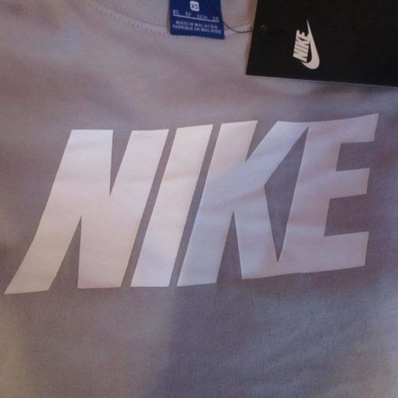 Nike Women Athletic Logo Long Sleeve Shirt… - Picture 6 of 6